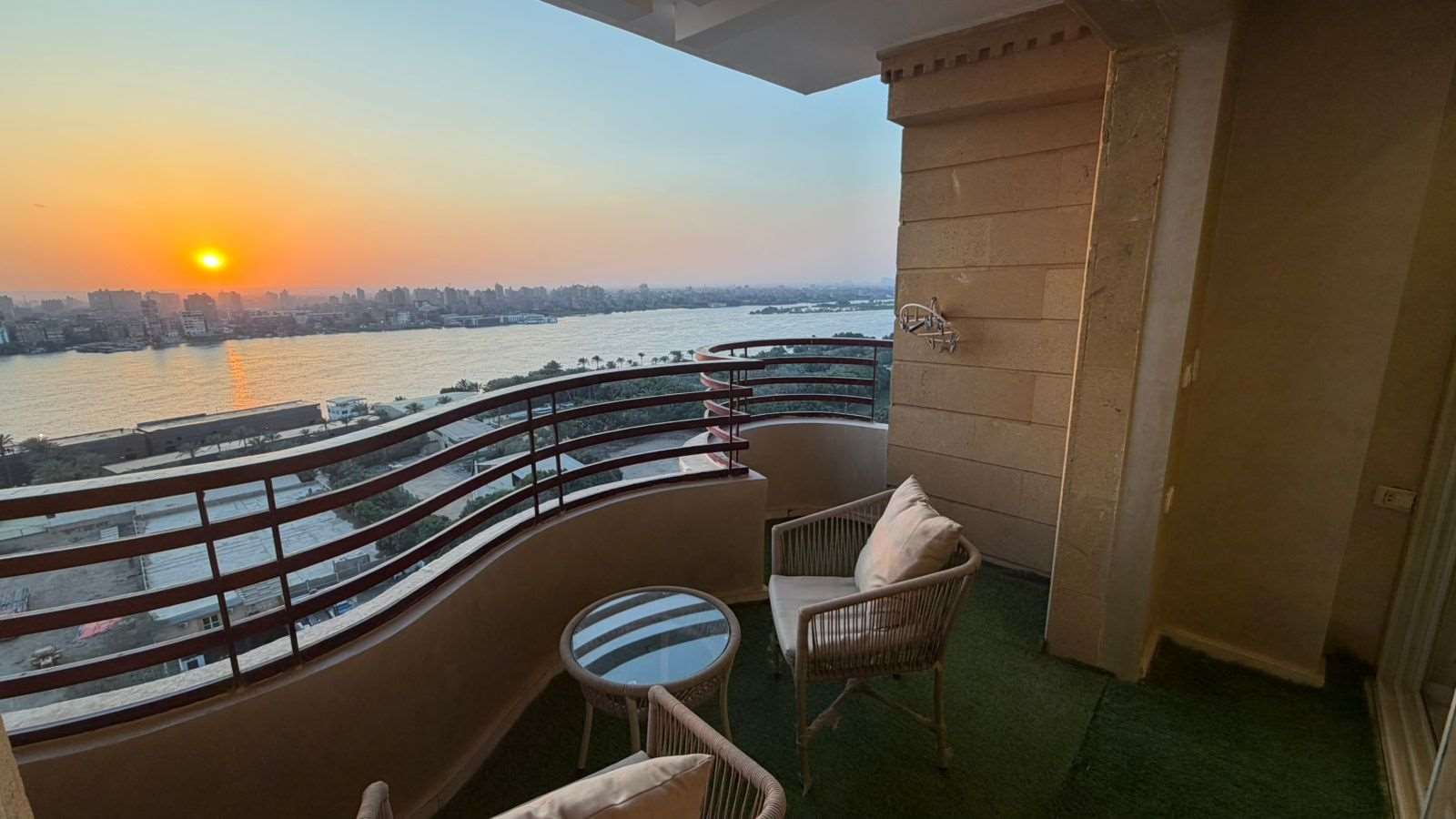 Luxury Nile view apartment Apartment 15C1 — Nile View